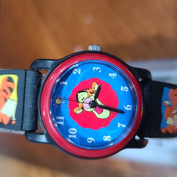 Disney Tiger watch - Picture 2 of 6